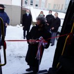 Przecięcie wstęgi przez Wicestarostę Buskiego Stanisława Klimczaka