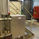Zespół Opieki Zdrowotnej w Busku-Zdroju_elementy instalacji solarnej w kotłowni głównej ZOZ