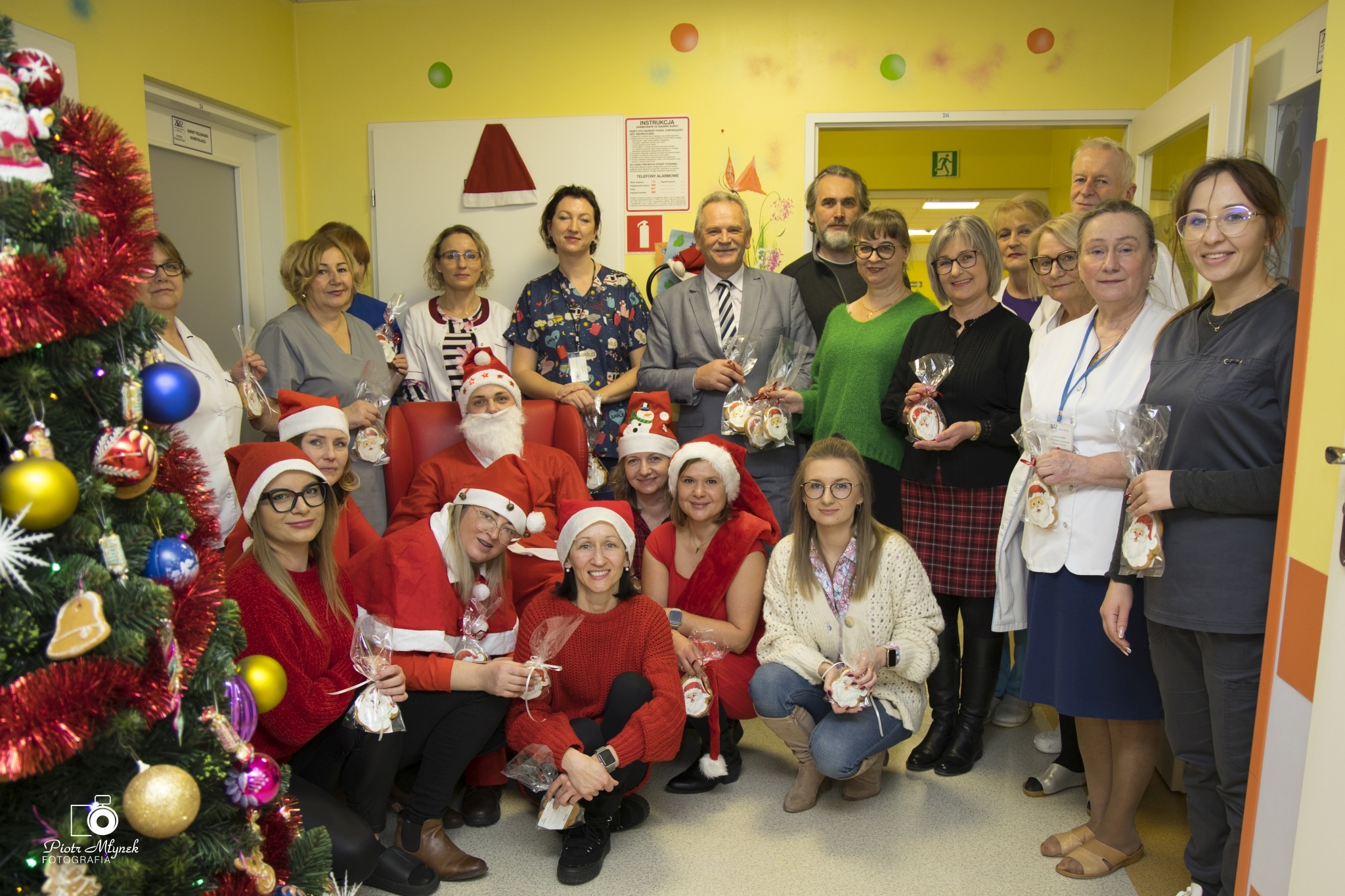 Święty Mikołaj na Oddziale Pediatrycznym w Busku-Zdroju
