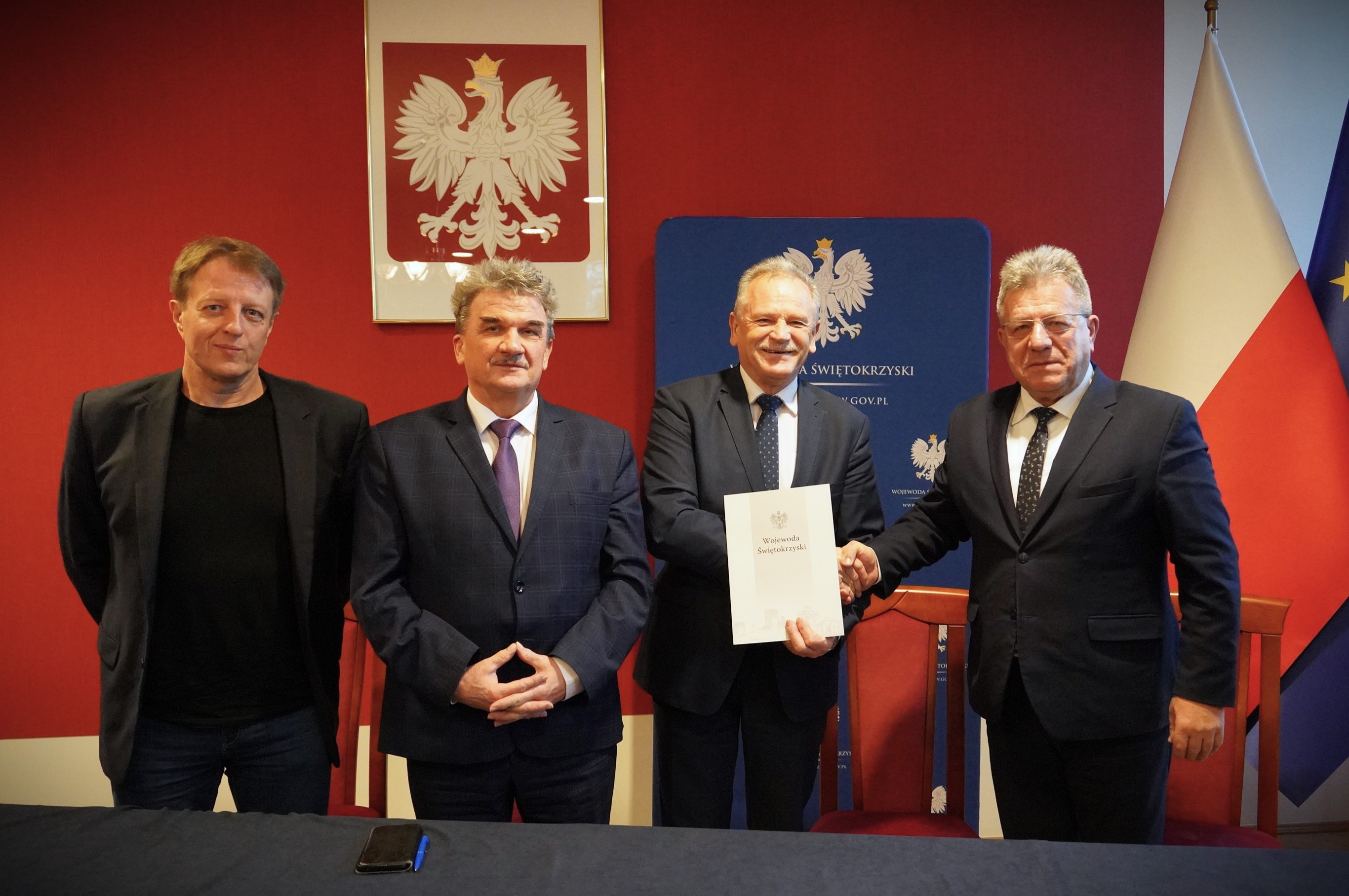 Kolejna umowa na realizację zadań na drogach powiatowych Powiatu Buskiego w ramach usuwania skutków klęsk żywiołowych